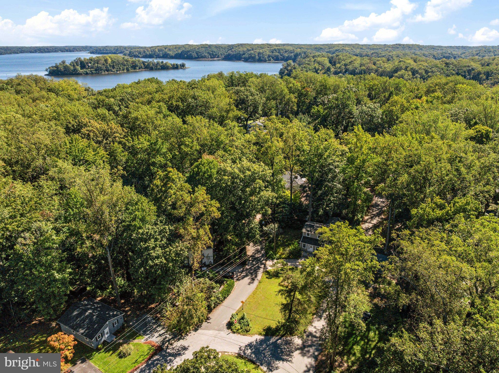 937 FERN TRL TRAIL