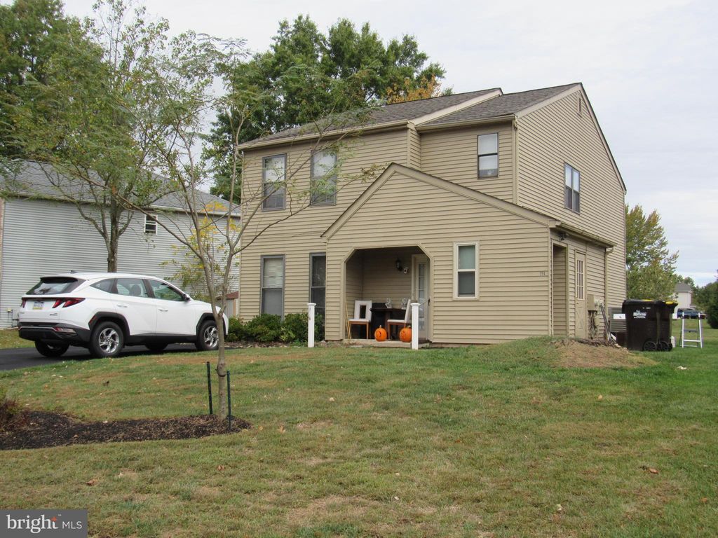 Photo of 292 Florence Drive, HARLEYSVILLE, PA 19438 (MLS # PAMC2158270)