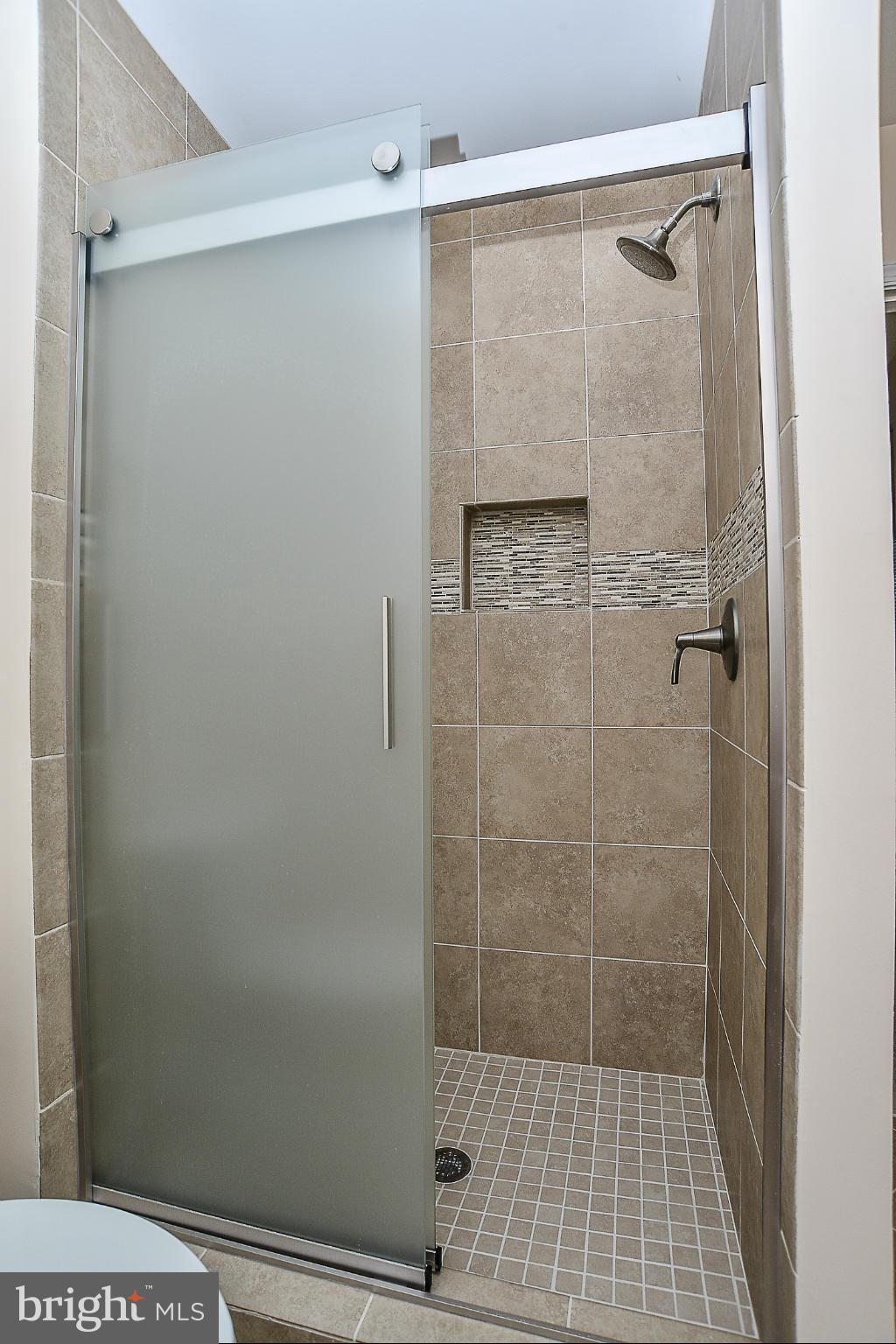 KENWOOD OAKS - Residential