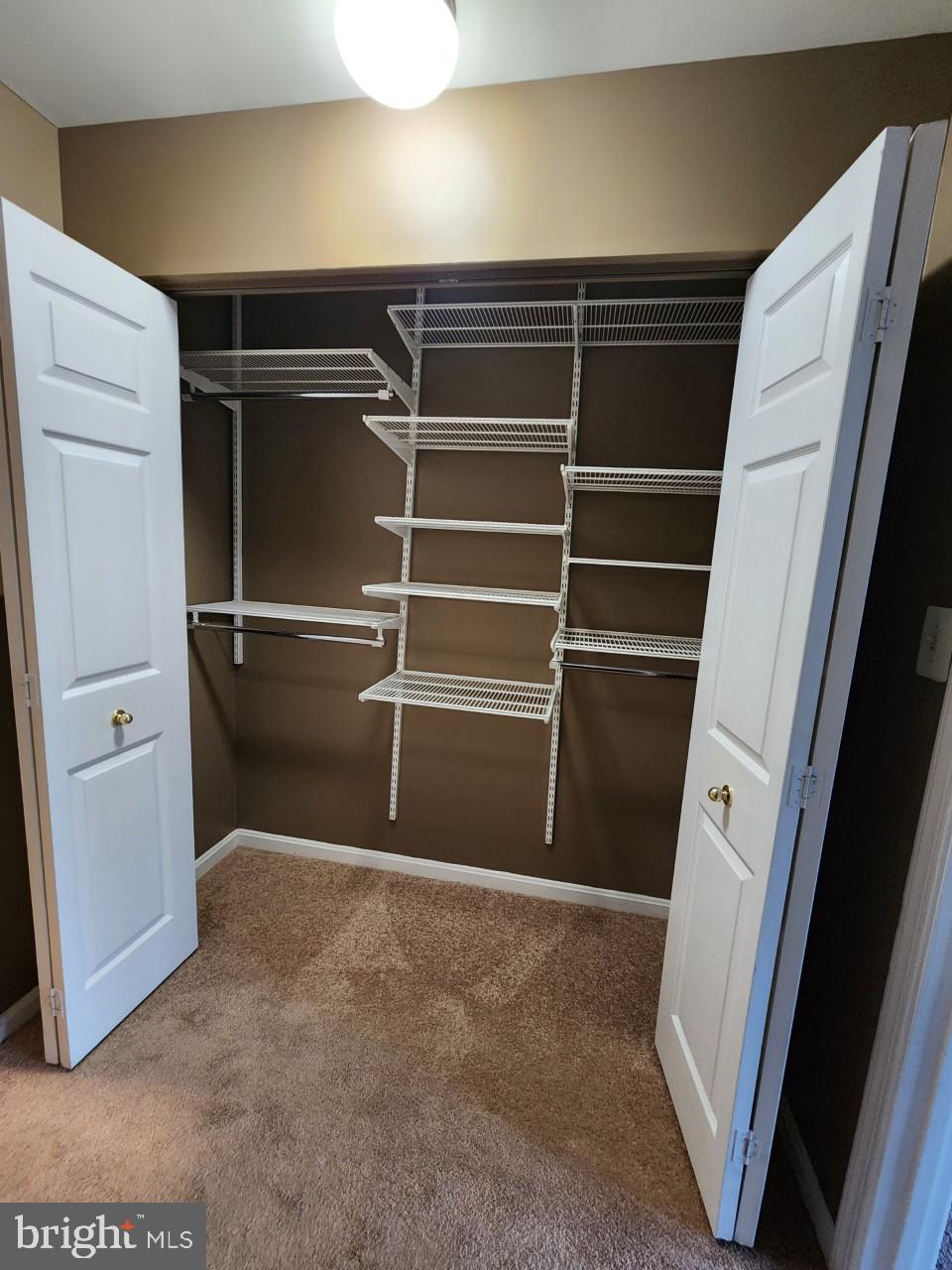 CROMWELL FOUNTAIN - Residential Lease