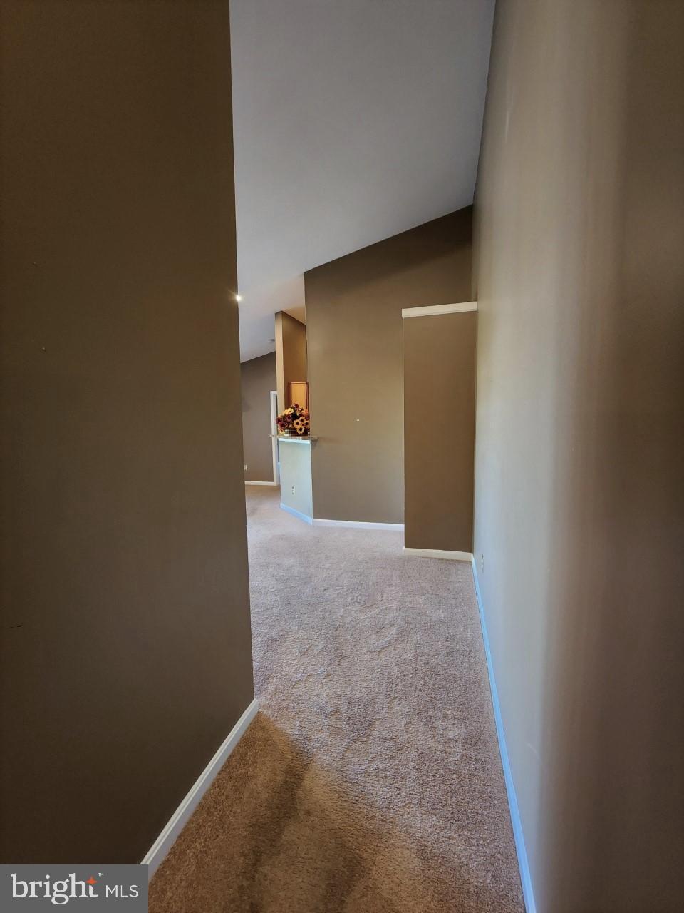 CROMWELL FOUNTAIN - Residential Lease