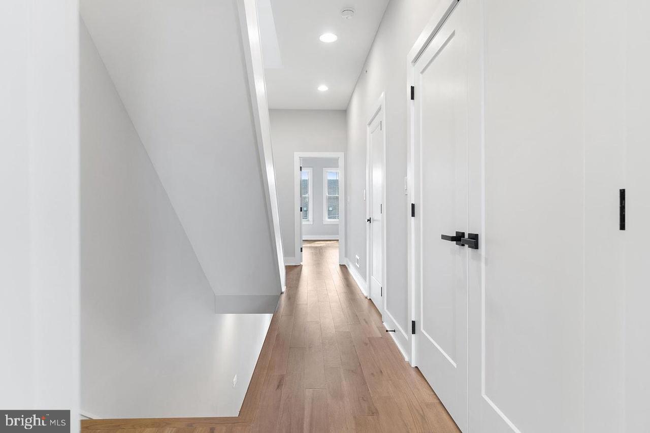 PASSYUNK SQUARE - Residential