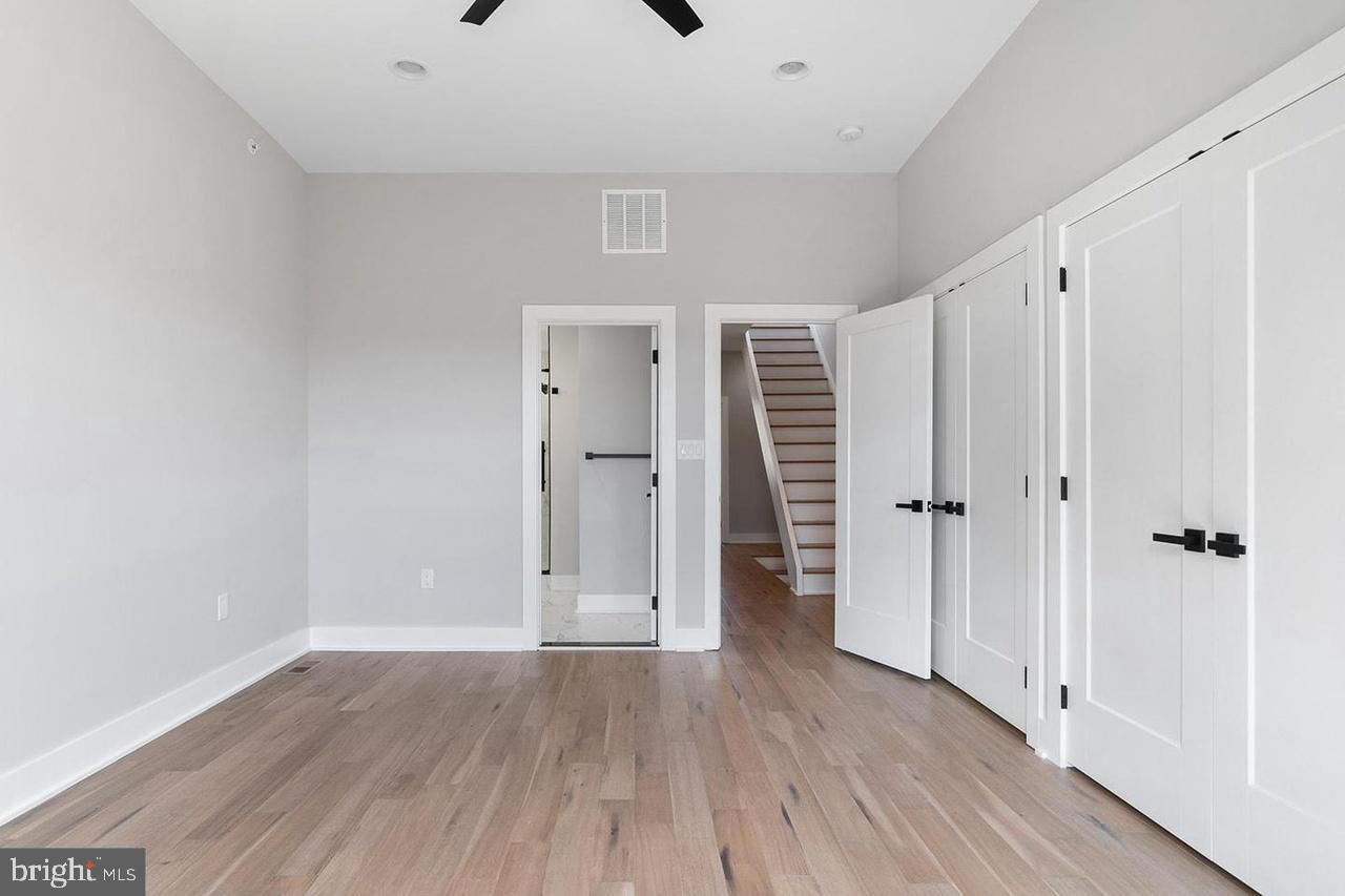 PASSYUNK SQUARE - Residential