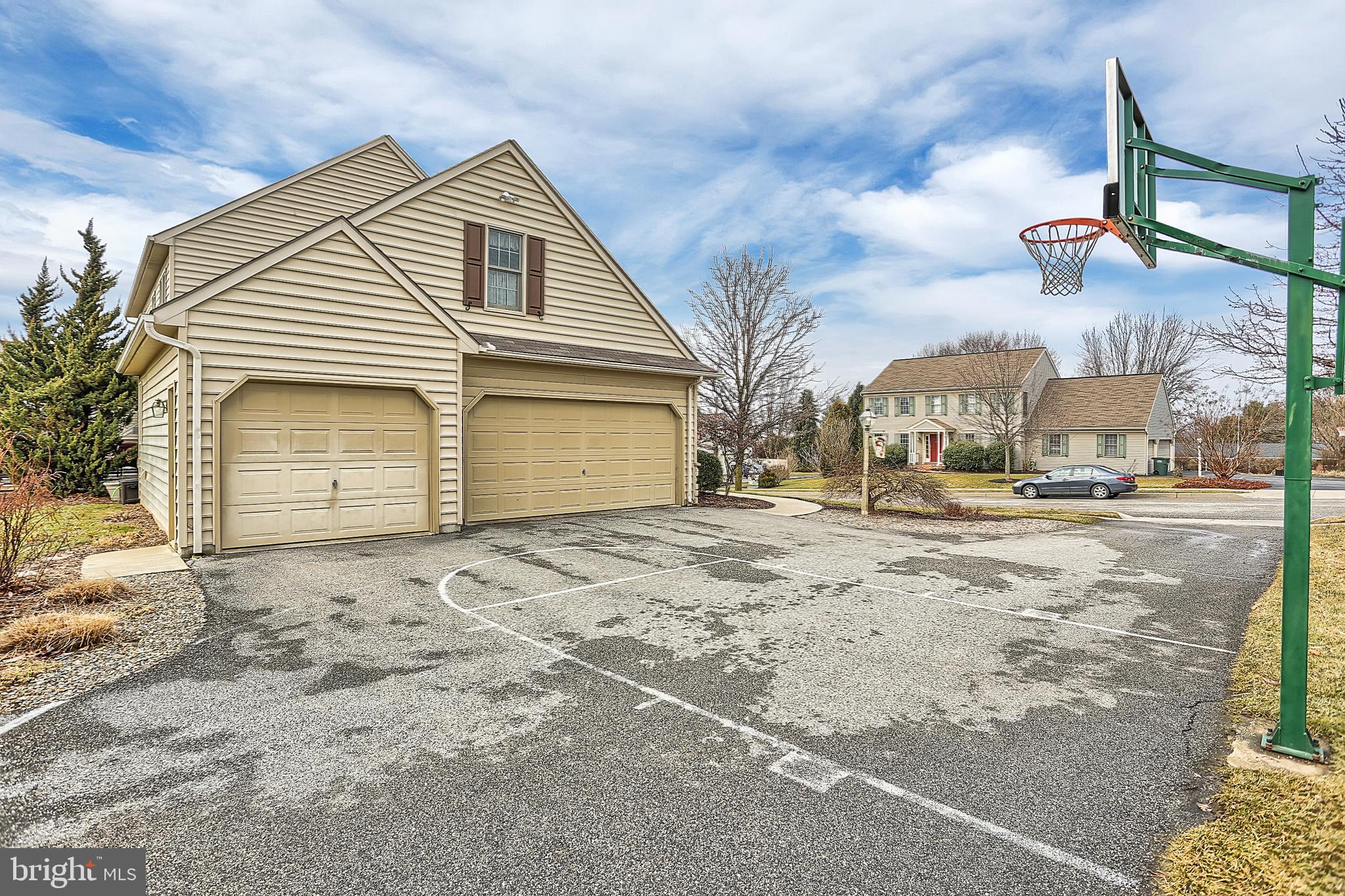 CHESTNUT RIDGE - Residential