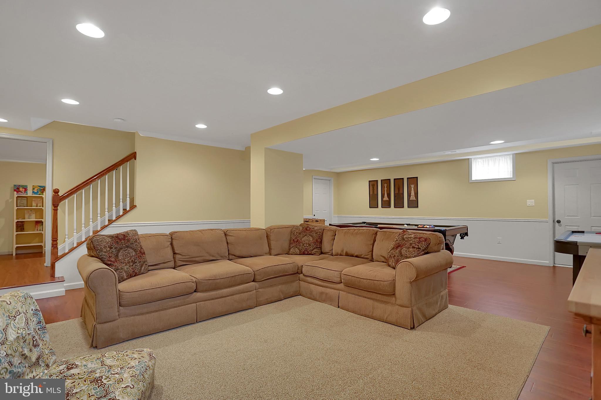 CHESTNUT RIDGE - Residential