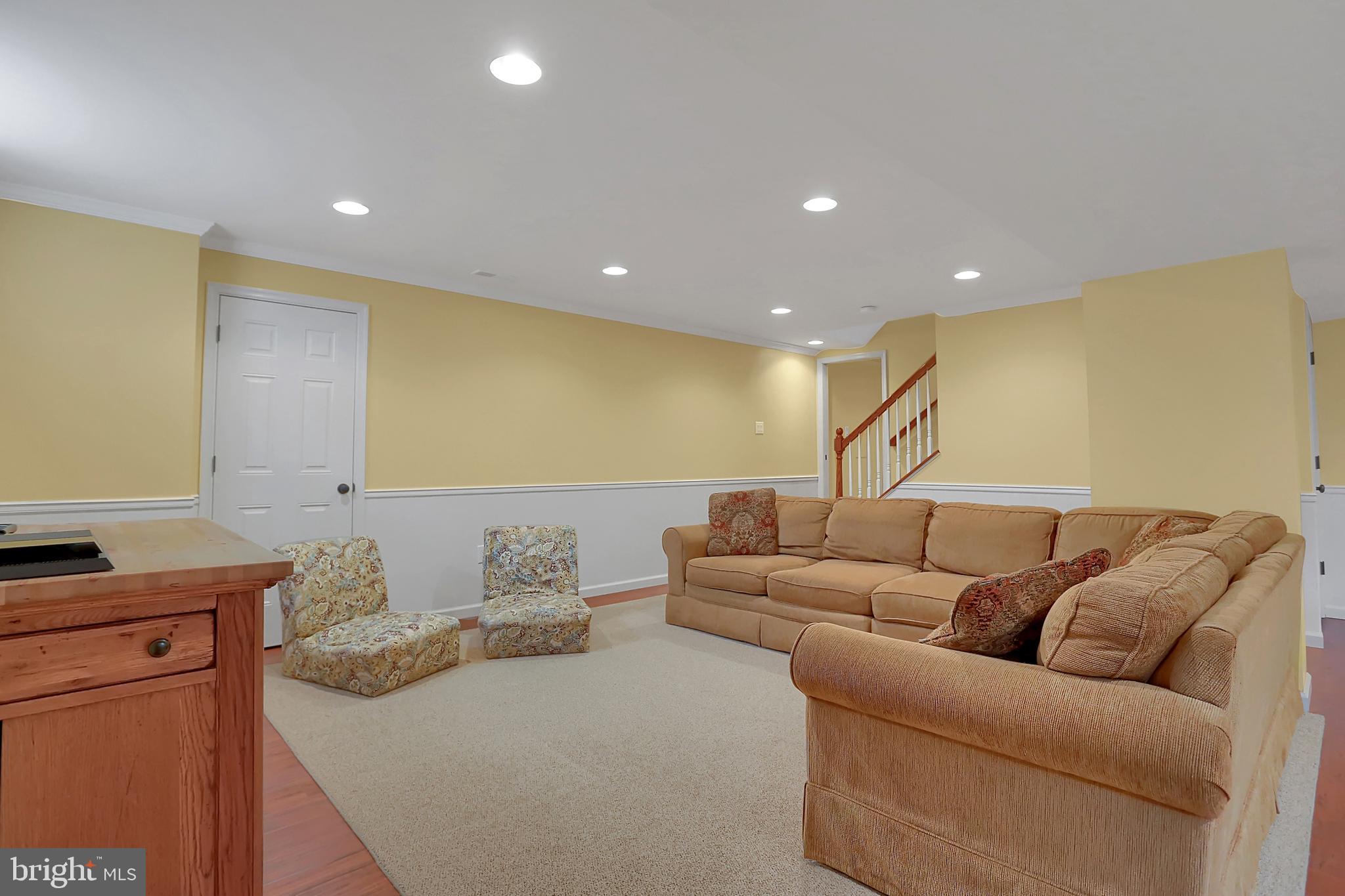 CHESTNUT RIDGE - Residential