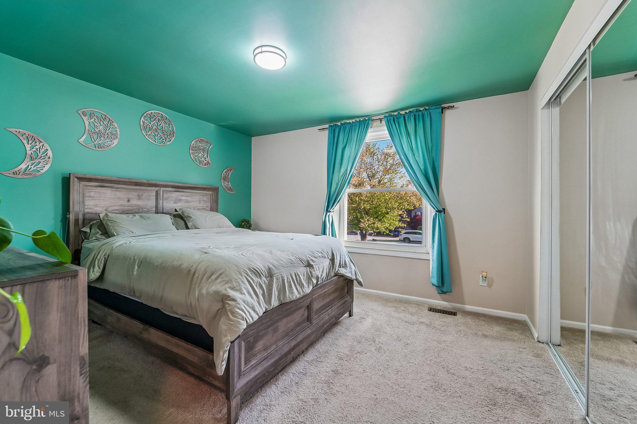 EVERGREEN AT PUTTY HILL - Residential