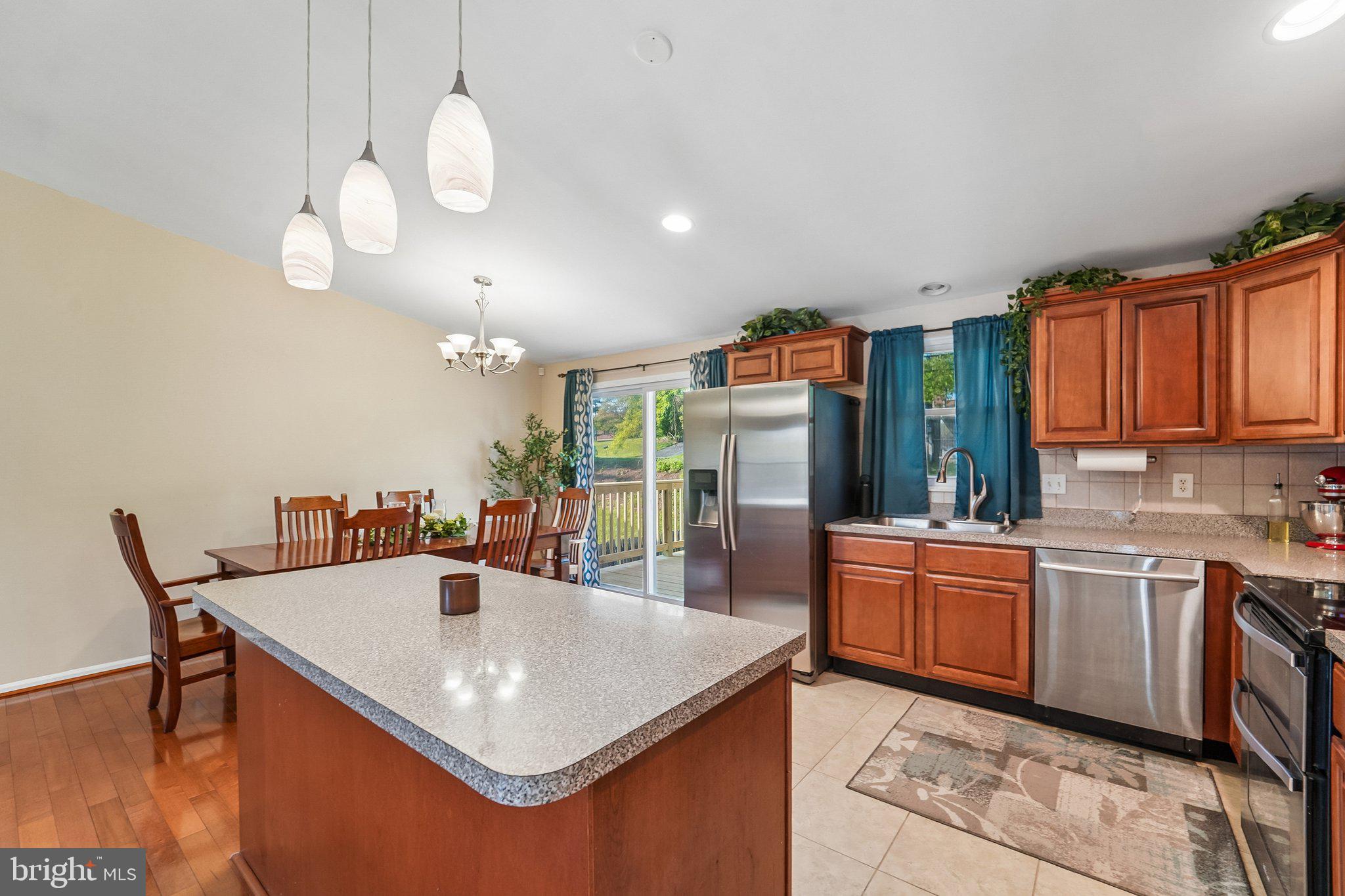 EVERGREEN AT PUTTY HILL - Residential