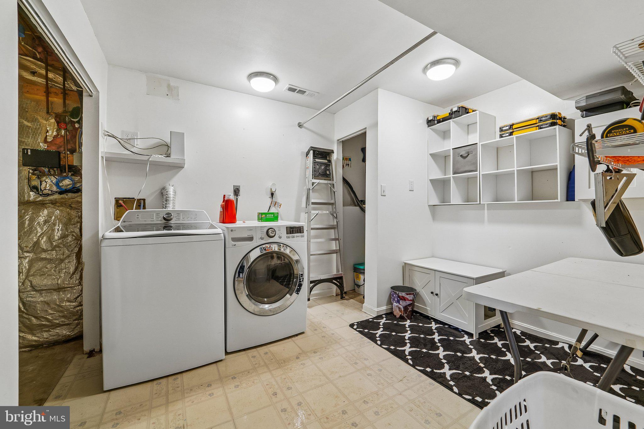 EVERGREEN AT PUTTY HILL - Residential