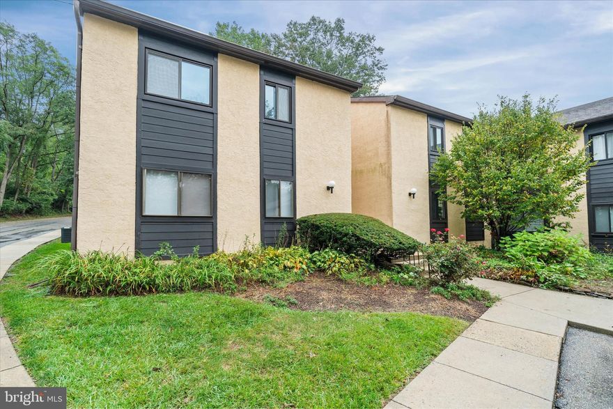 Welcome to this updated 3-bedroom, 2-bath condo in the desirable Painters Crossing community. This spacious apartment  offers an open floor plan with a bright living and dining area, a modern kitchen, and a private balcony overlooking peaceful wooded views.
The primary suite features ample closet space and a full bath, while the second bedroom is perfect for guests.  The flex space offers a kids playroom or home office!  Enjoy low-maintenance living with water, sewer, and exterior upkeep included.
Community amenities feature a pool, tennis courts, and walking trails. Conveniently located near Route 1 and Route 202, you’ll be just minutes from shopping, dining, and everything the Brandywine Valley has to offer.
 Don’t miss the chance to make this home yours!