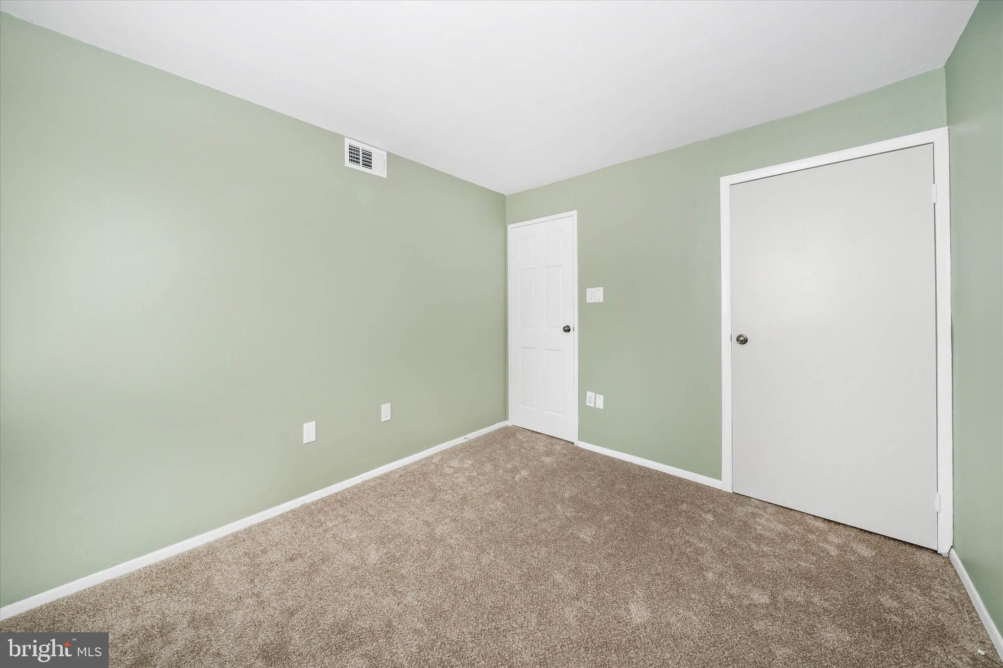 PAINTERS CROSSING - Residential