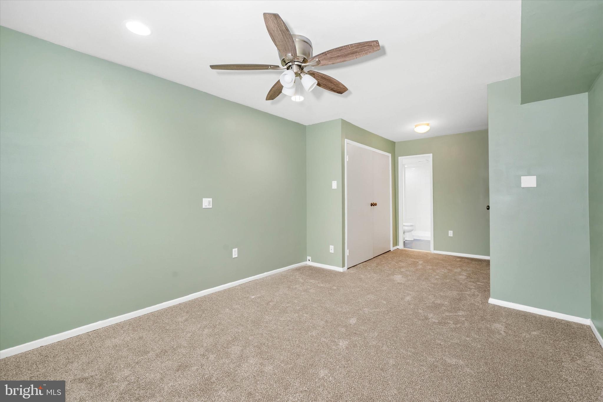 PAINTERS CROSSING - Residential