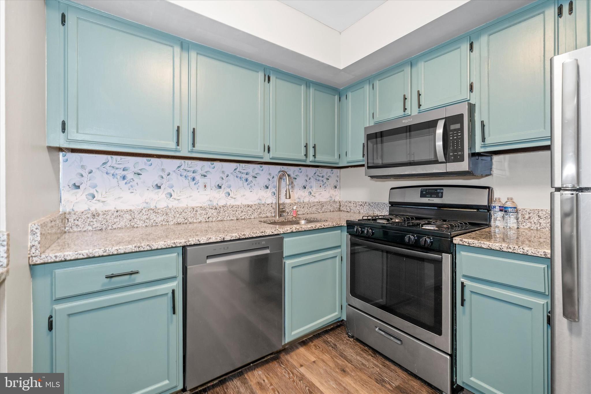 PAINTERS CROSSING - Residential