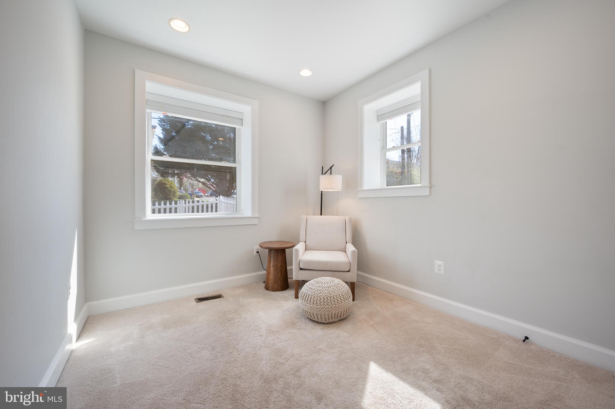 DEL RAY - Residential