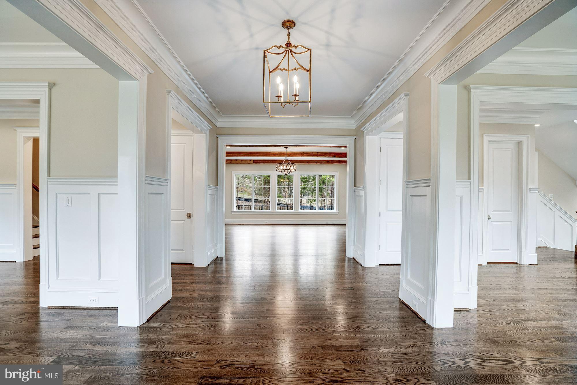 GLENDALE KNOLLS - Residential