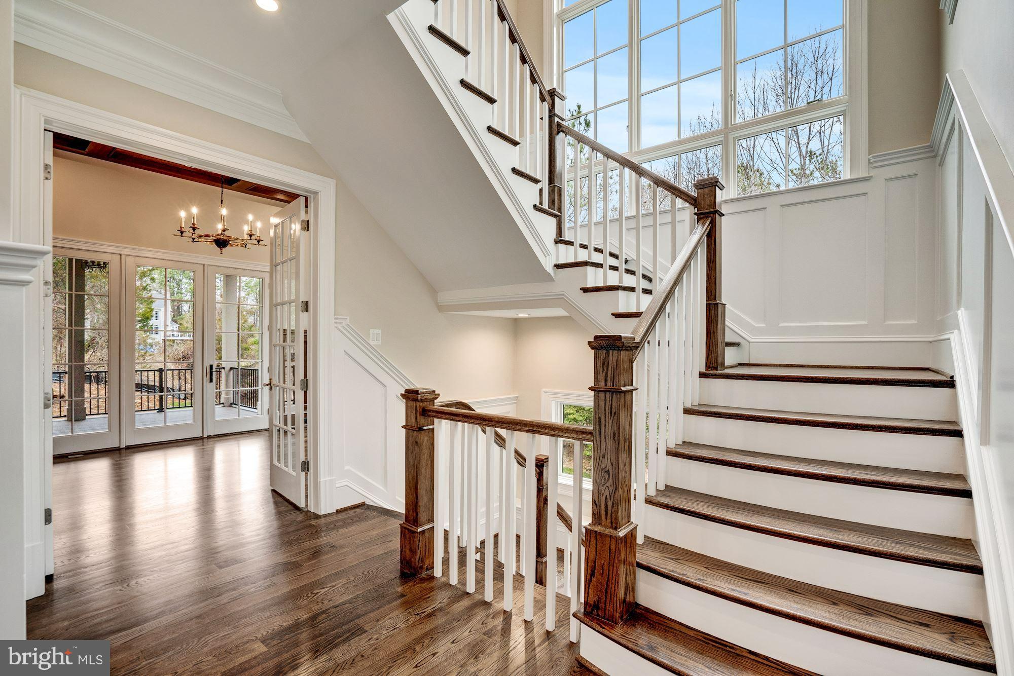 GLENDALE KNOLLS - Residential