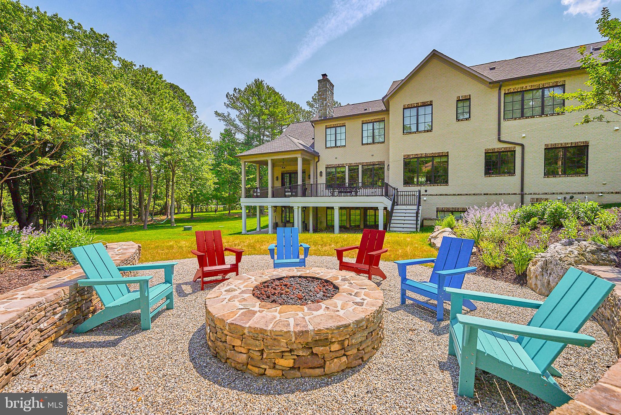 GLENDALE KNOLLS - Residential