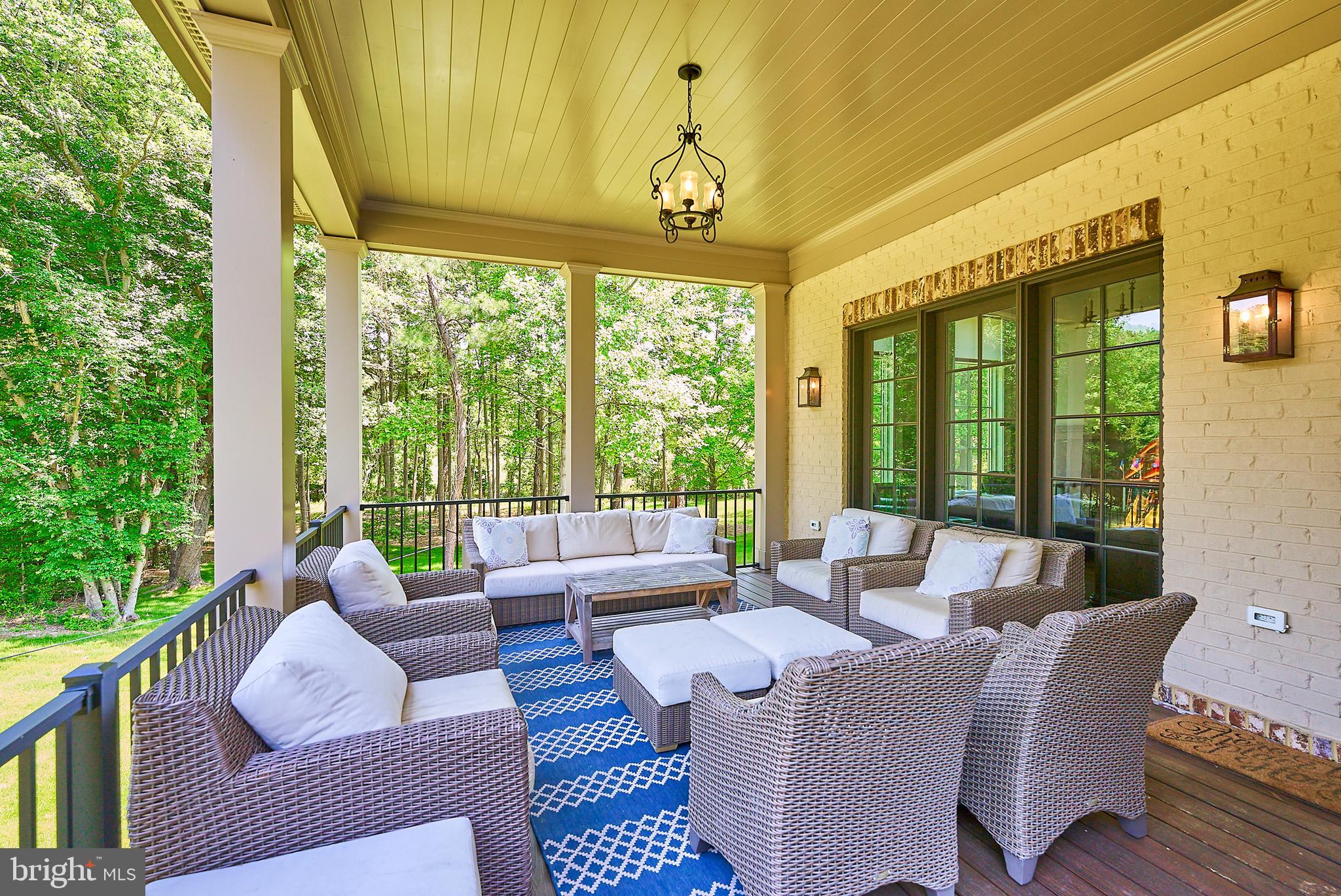 GLENDALE KNOLLS - Residential