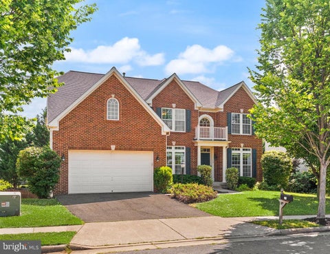 Homes For Sale - 32 Houser Drive<br/> Loudoun County, LOVETTSVILLE, VA 20180