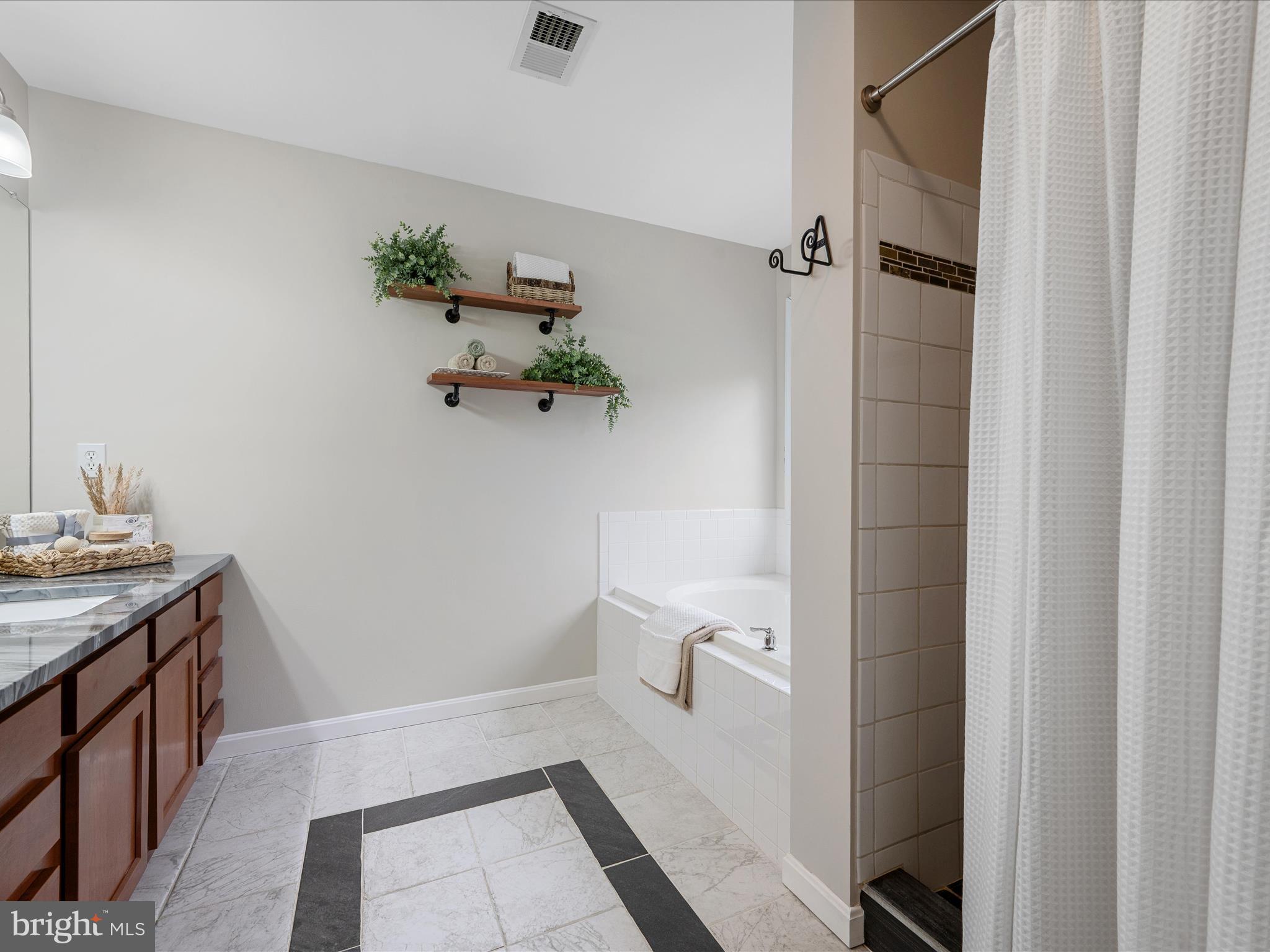 ROCKY MARSH ESTATES - Residential