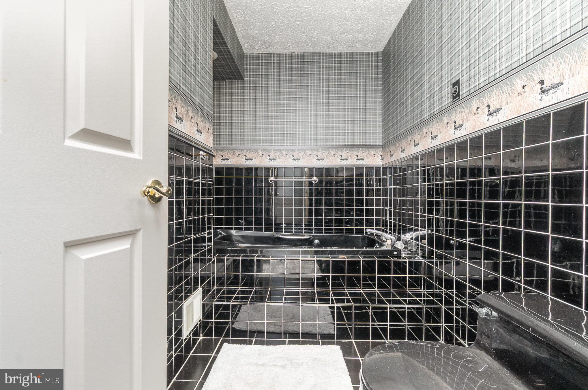 RUMSEY ISLAND - Residential