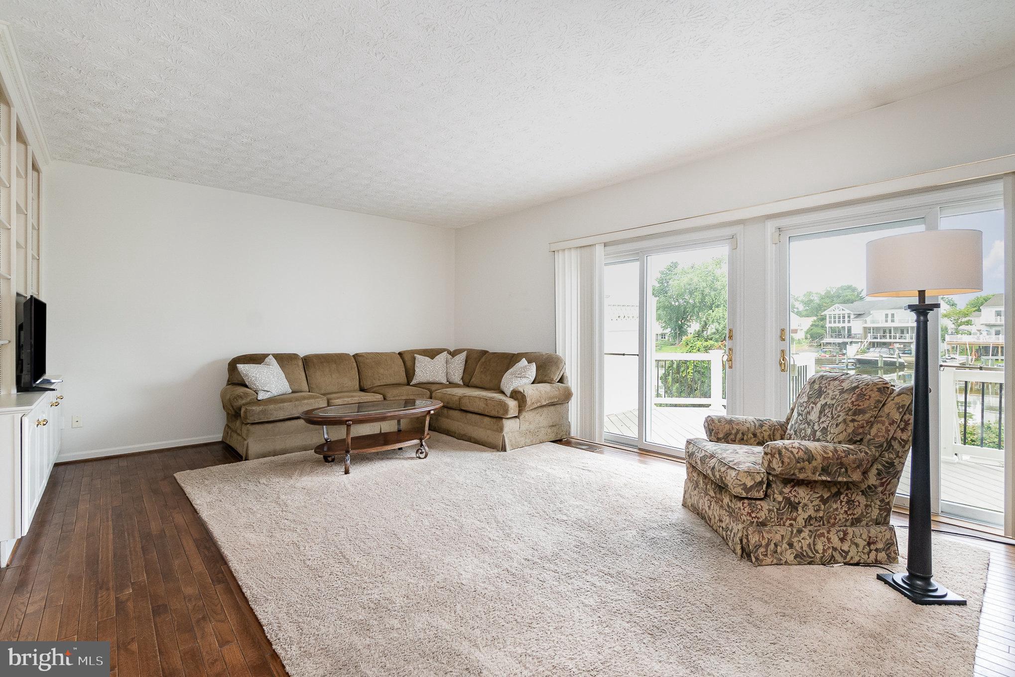 RUMSEY ISLAND - Residential