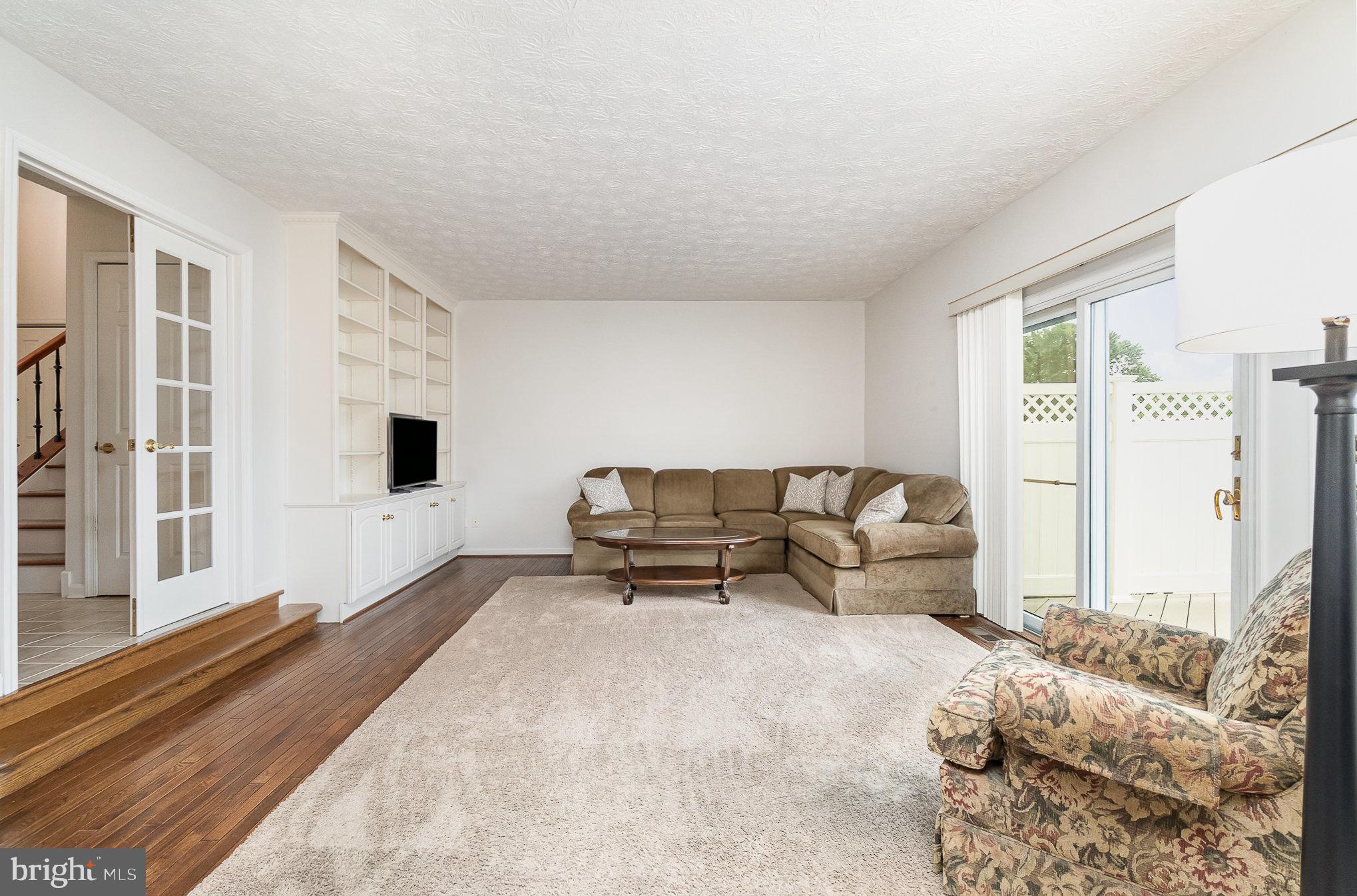 RUMSEY ISLAND - Residential