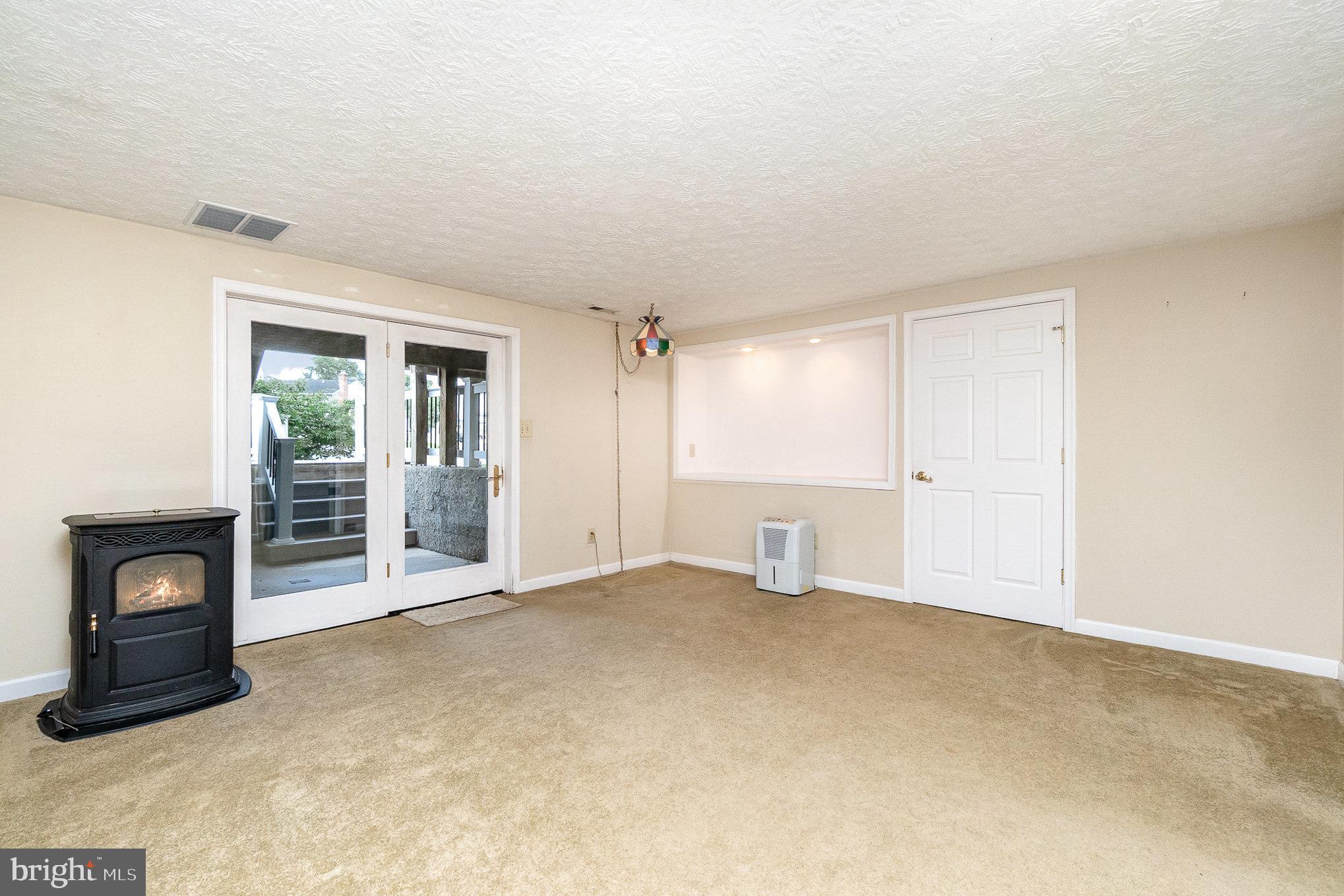 RUMSEY ISLAND - Residential