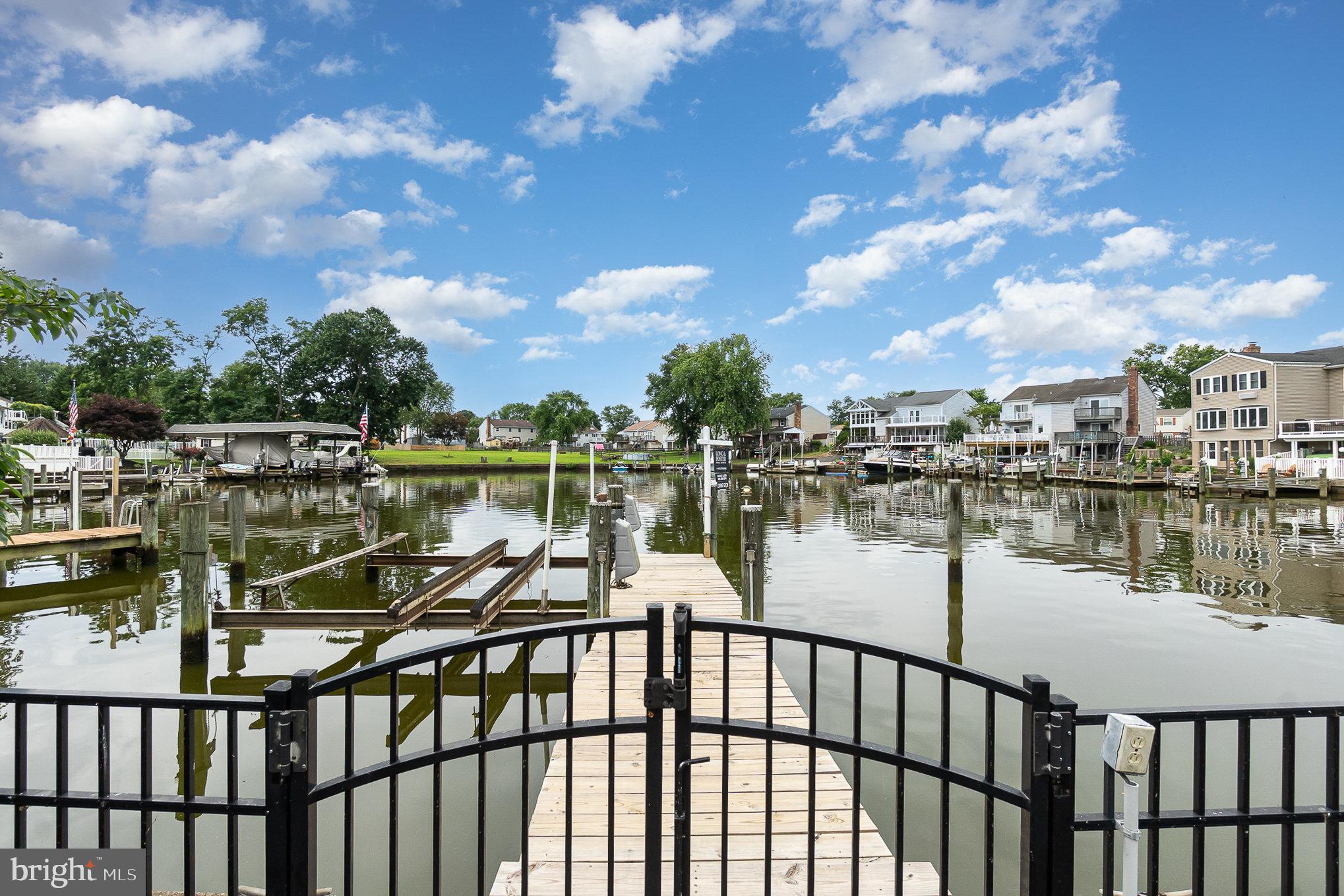 RUMSEY ISLAND - Residential