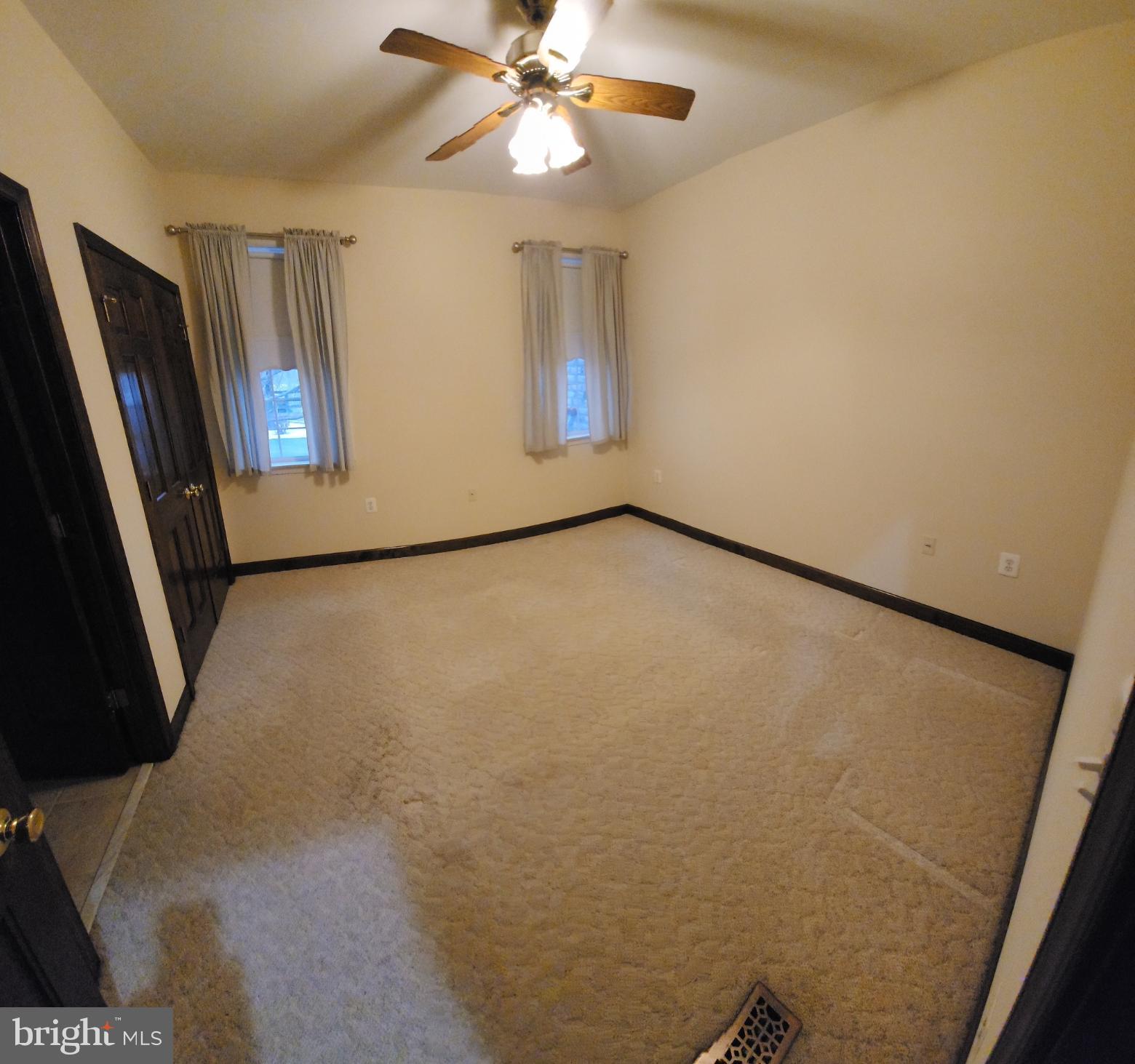 EASTLAND - Residential