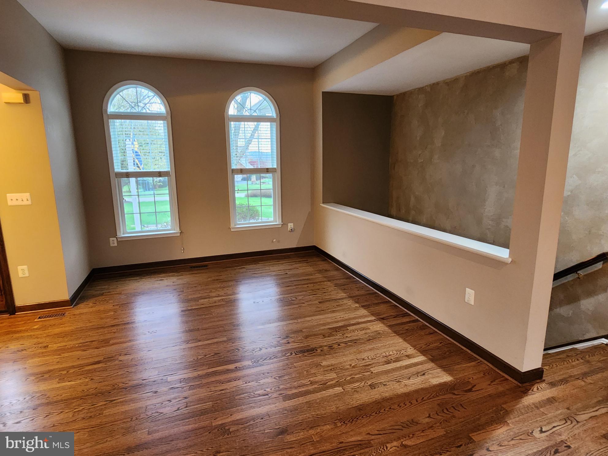 EASTLAND - Residential