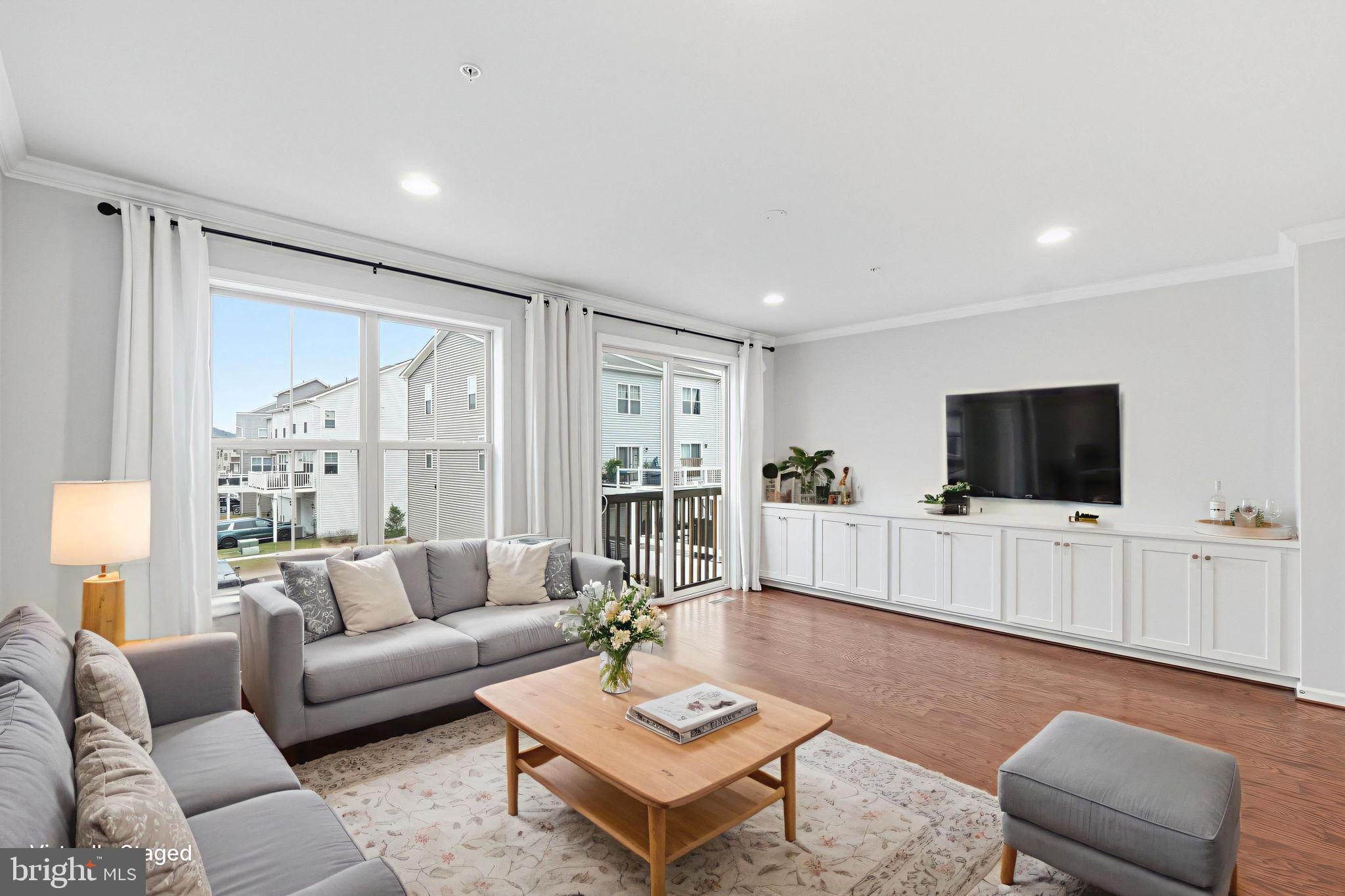 CABIN BRANCH - Residential