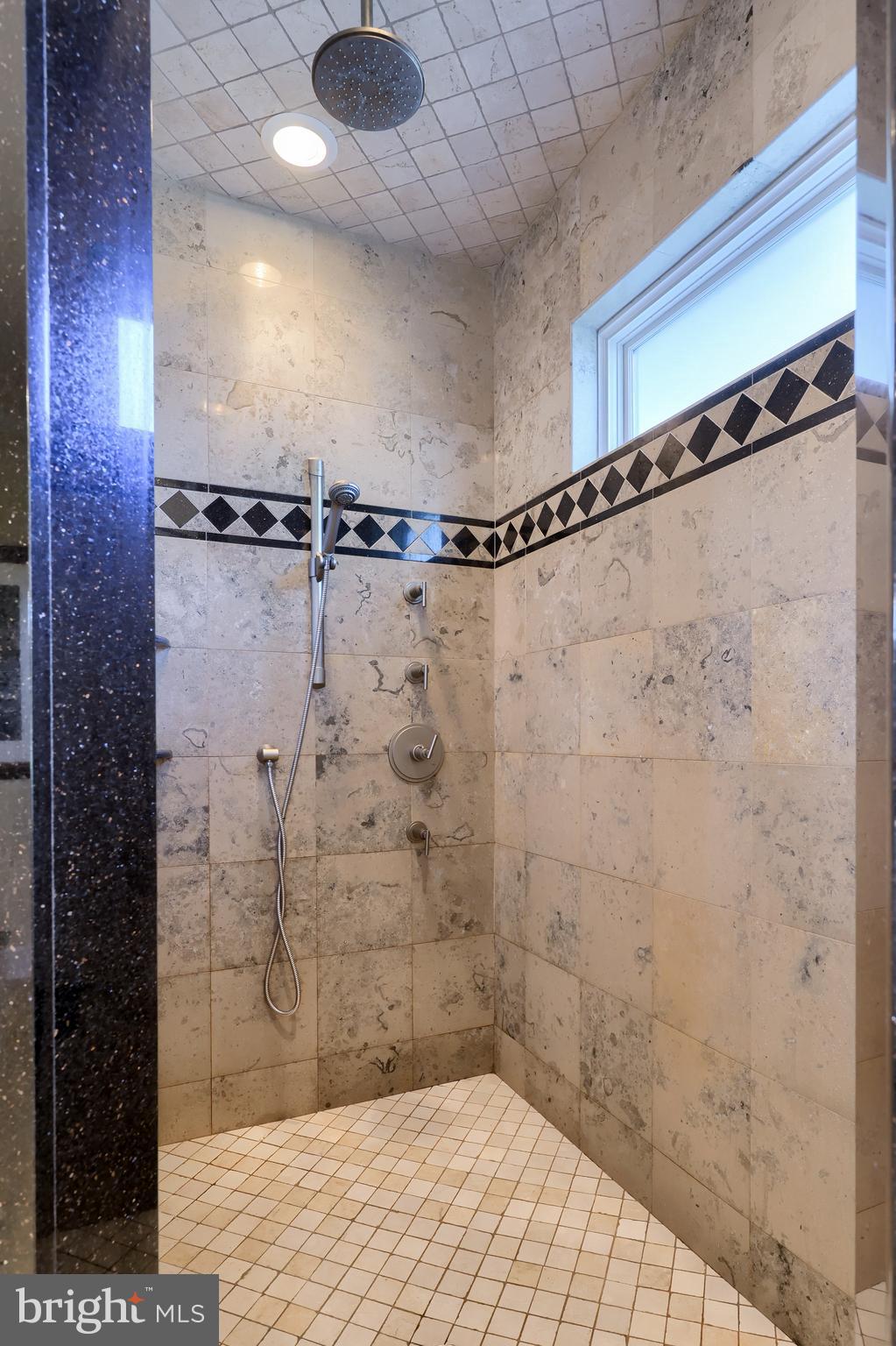 BENT CREEK - Residential