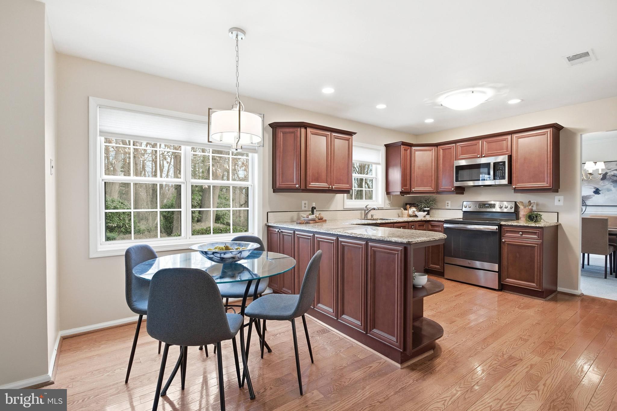 QUEENS GATE - Residential