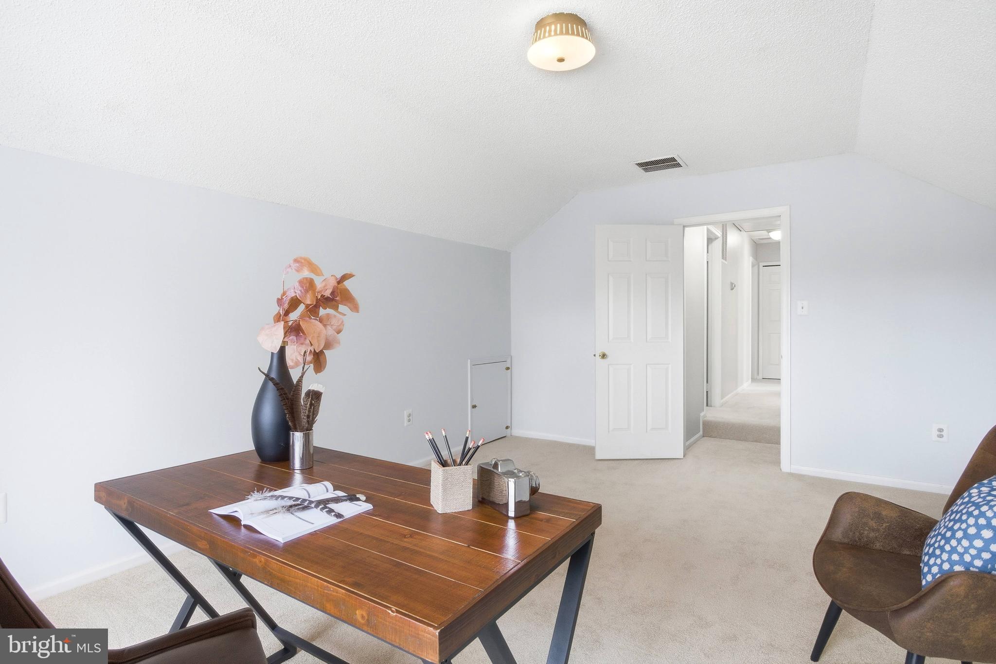 QUEENS GATE - Residential