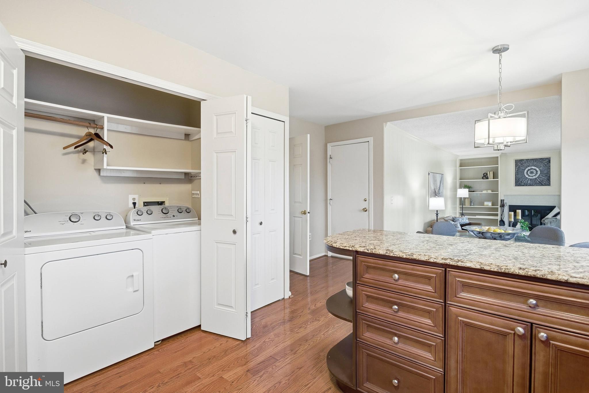 QUEENS GATE - Residential