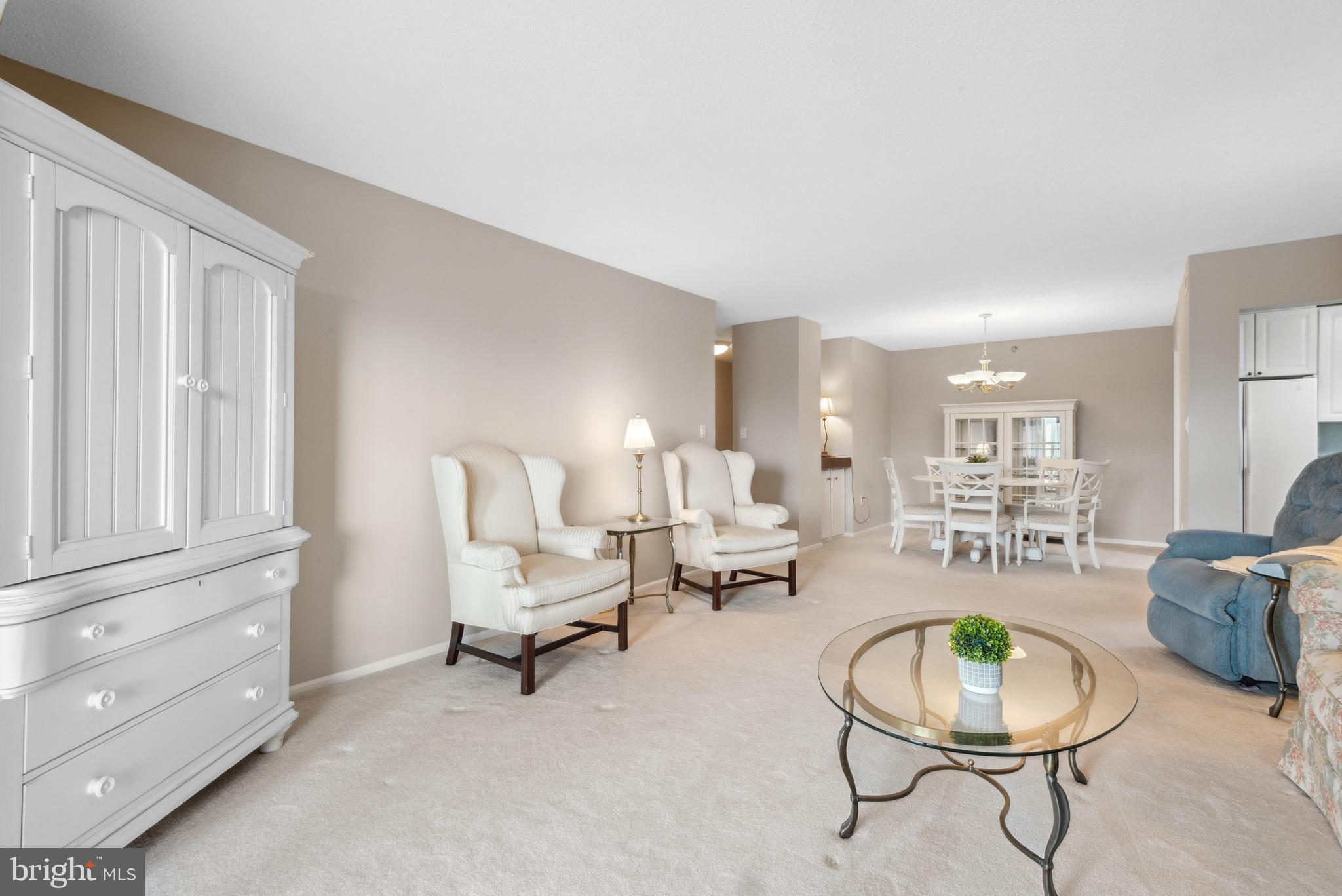 FAIRWAYS SOUTH - Residential