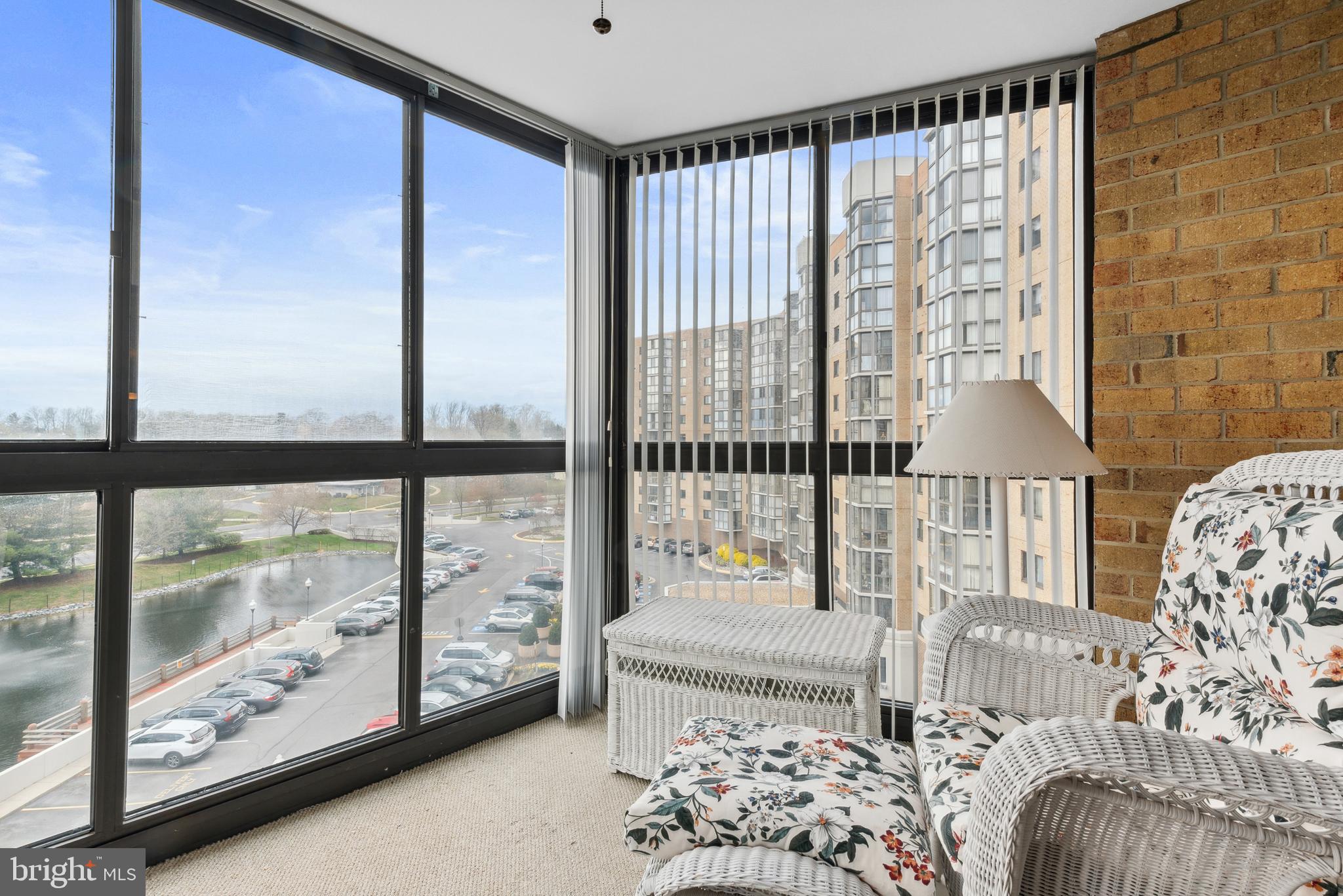 FAIRWAYS SOUTH - Residential