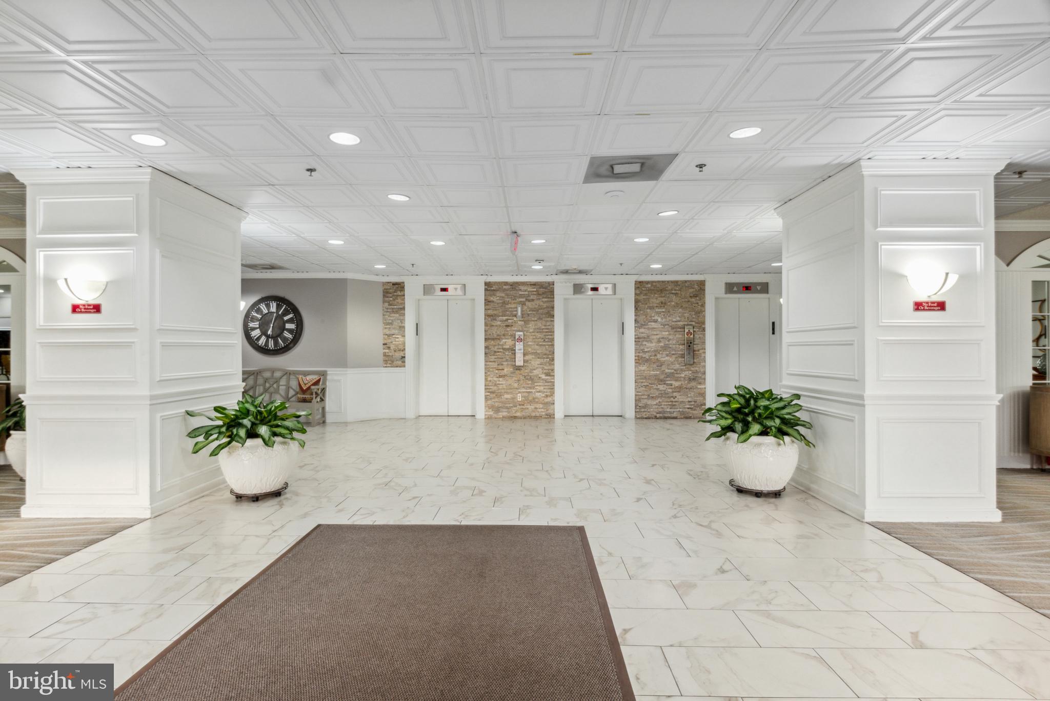 FAIRWAYS SOUTH - Residential