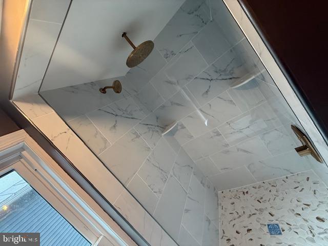 ROYALTON - Residential