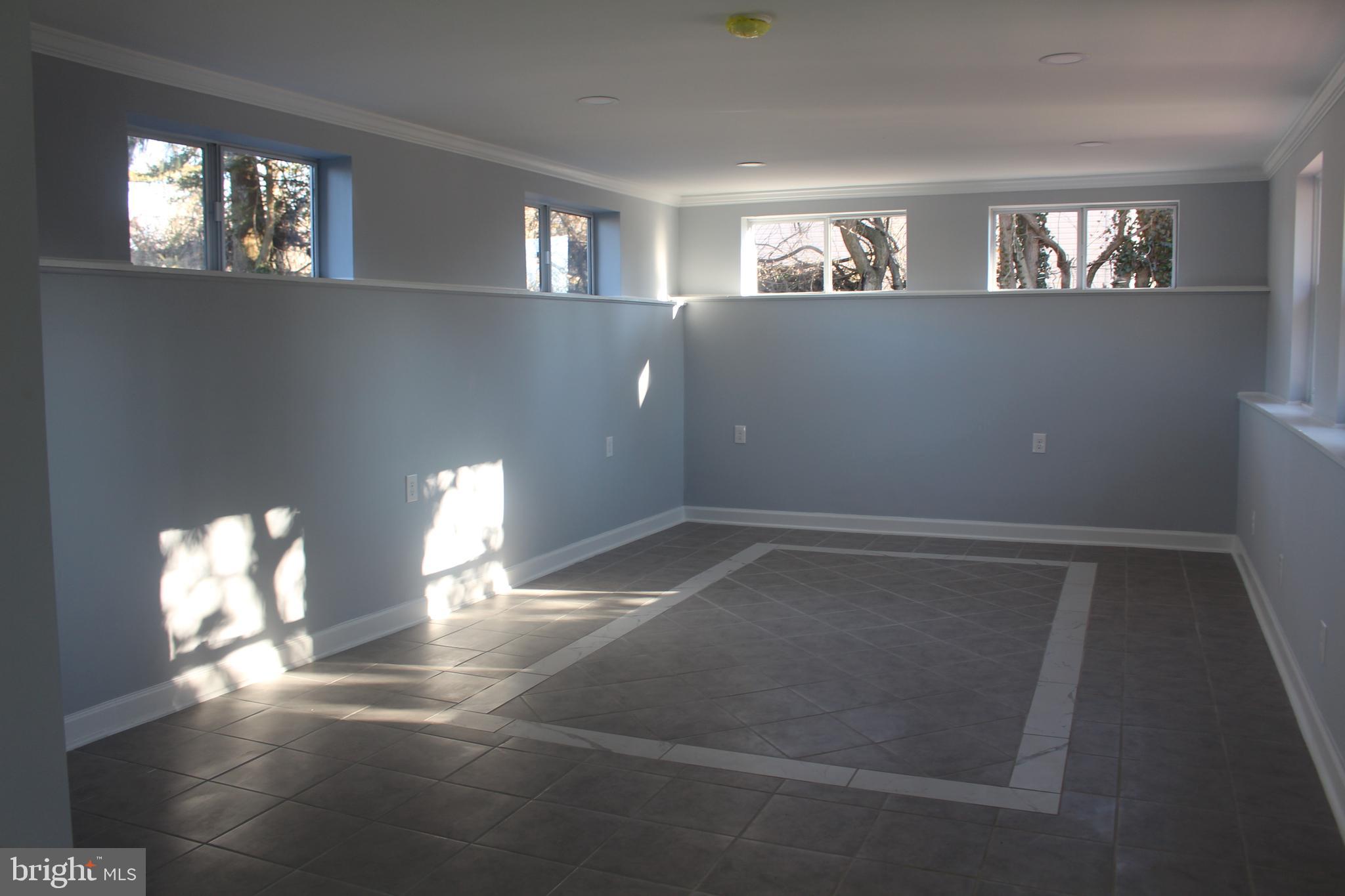 GLENN DALE HEIGHTS-RESUB - Residential