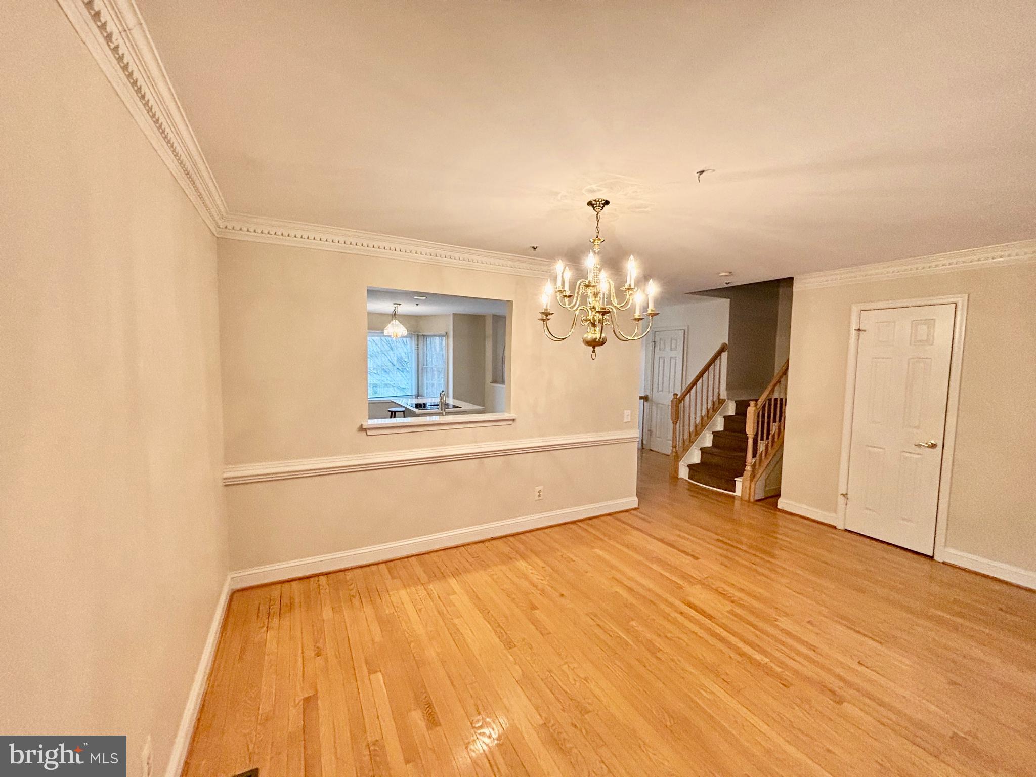 DECOVERLY ADVENTURE - Residential Lease