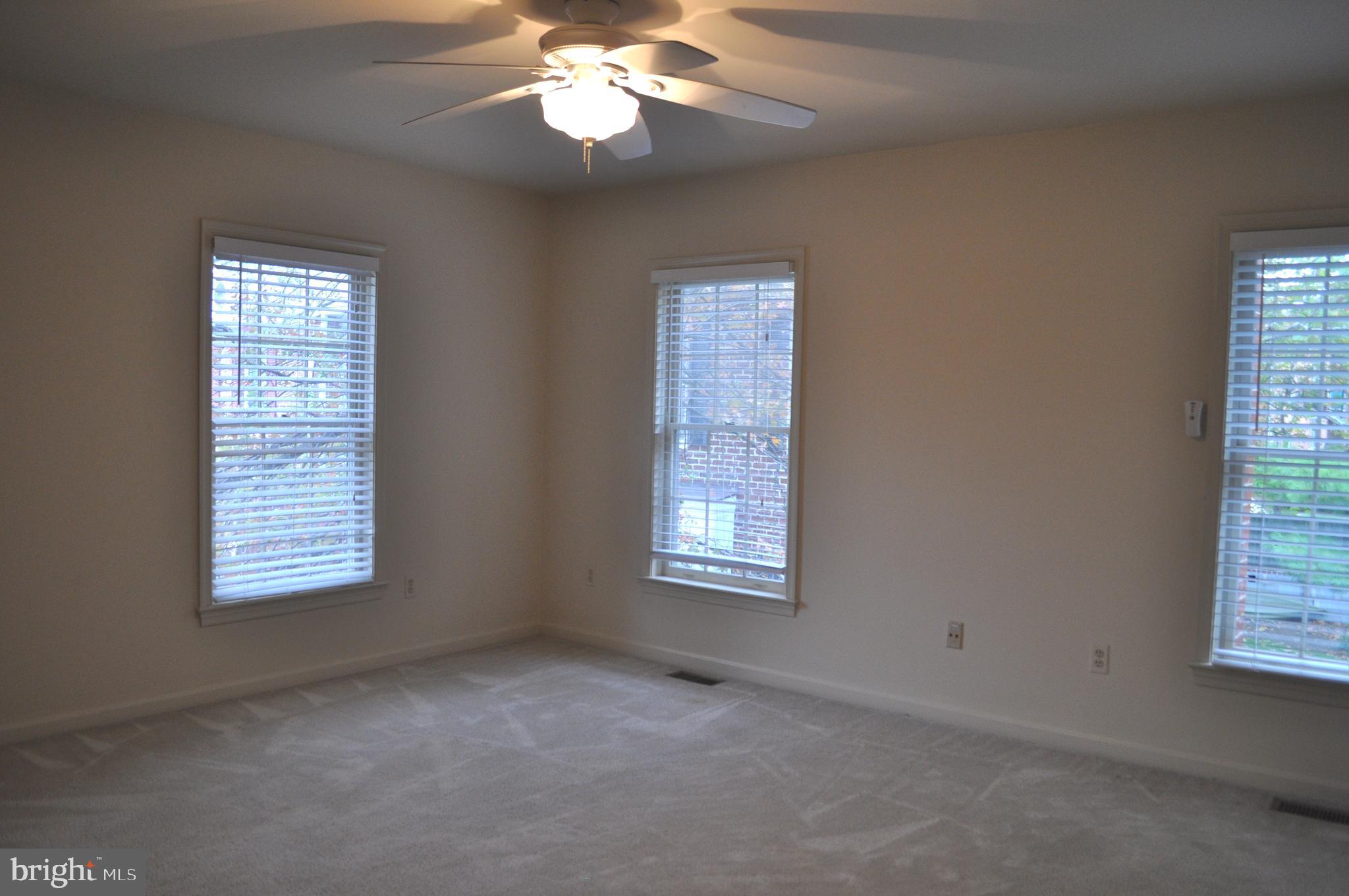 WAVERLY HILLS - Residential Lease