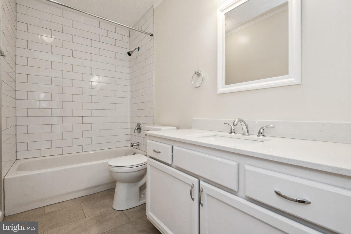 BAYVIEW HILLS - Residential