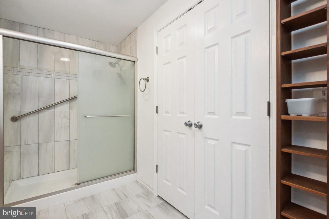 BAYVIEW HILLS - Residential