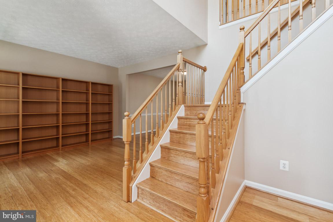 BAYVIEW HILLS - Residential