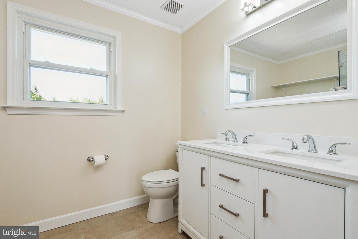 BAYVIEW HILLS - Residential