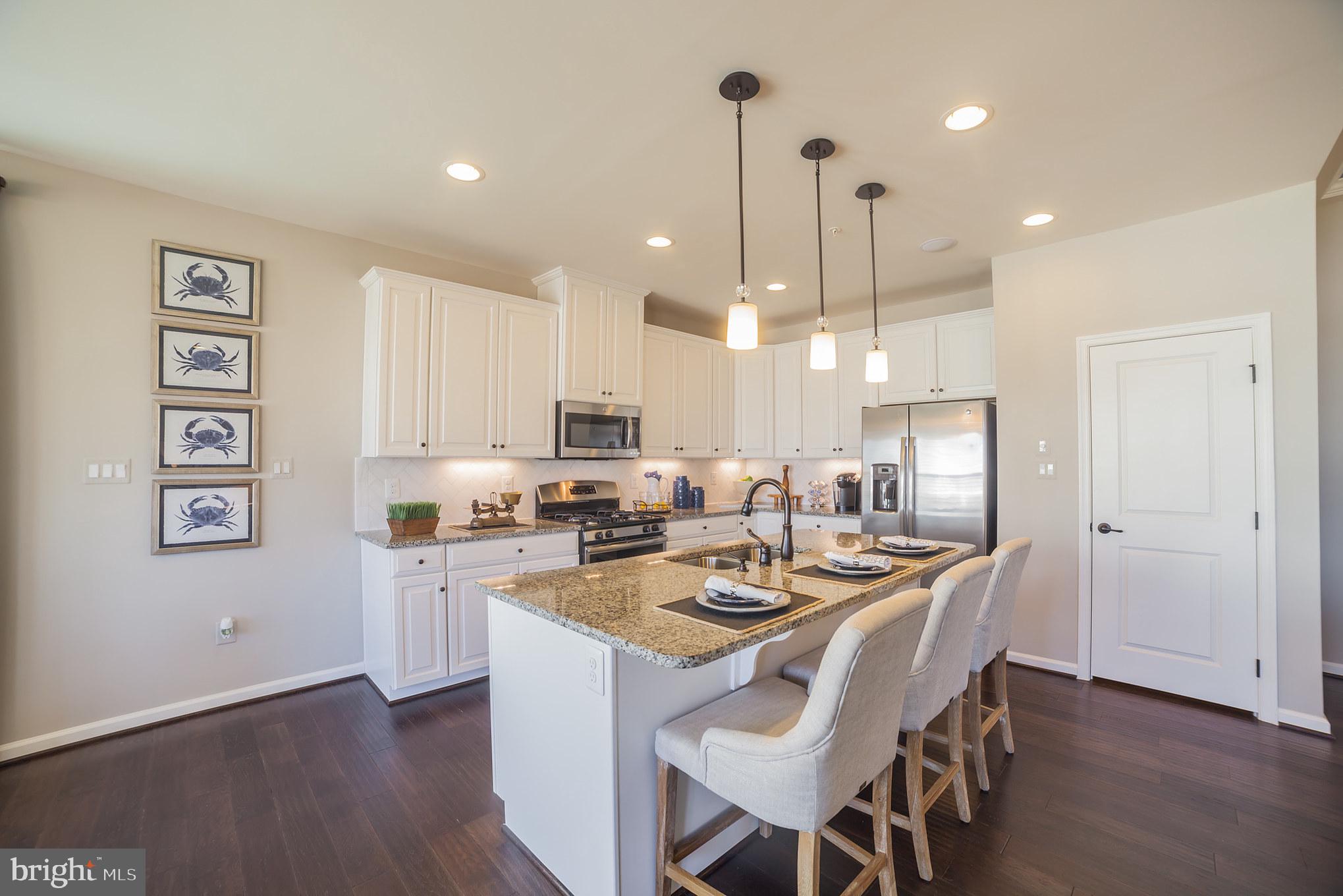 WOODBOURNE MANOR - Residential