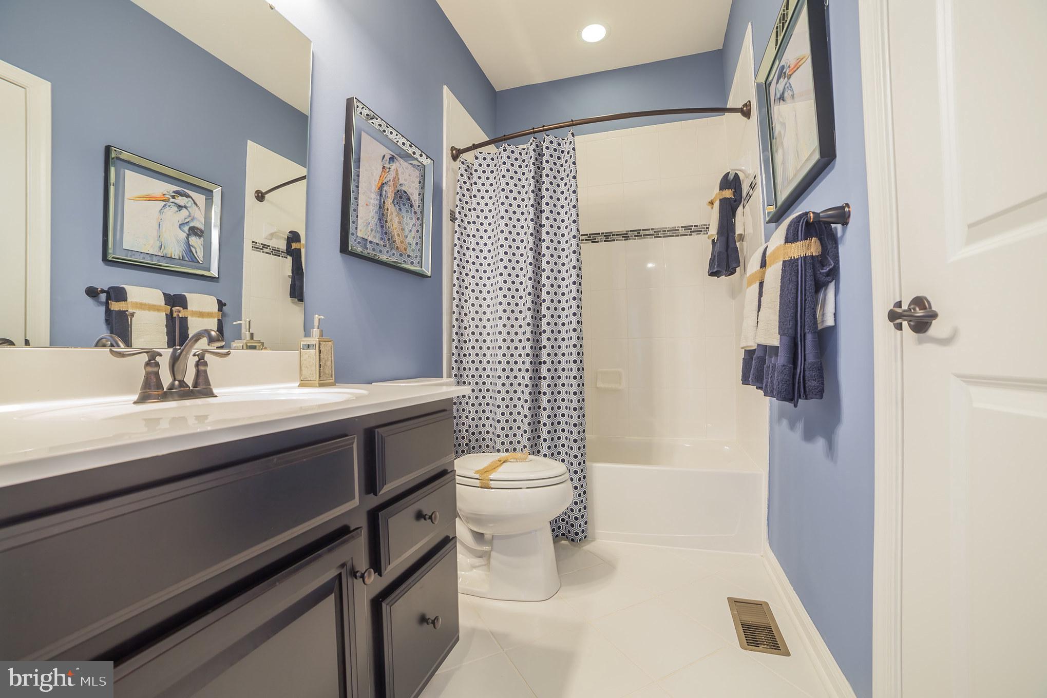 WOODBOURNE MANOR - Residential