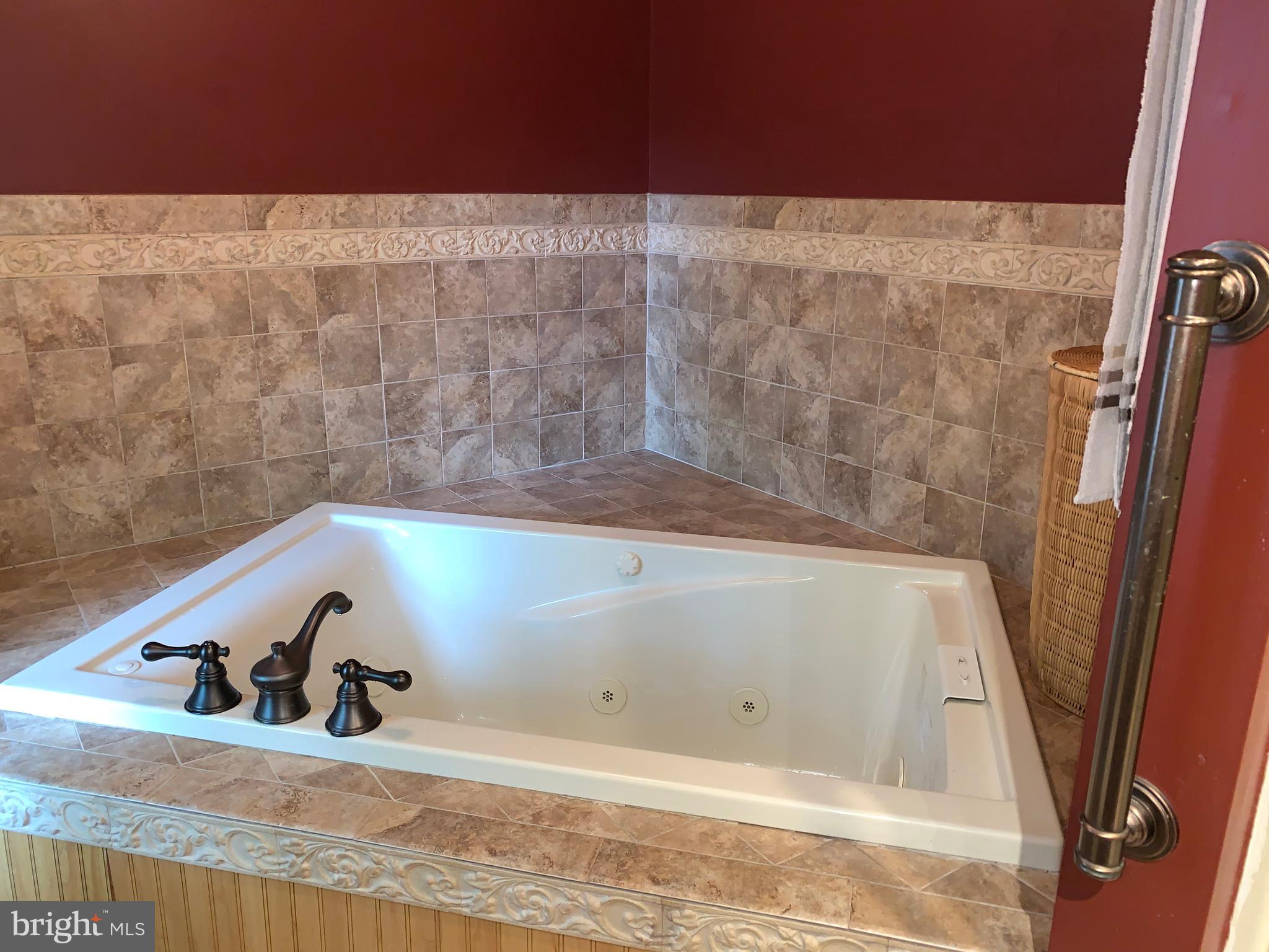 SAW CREEK ESTATES - Residential